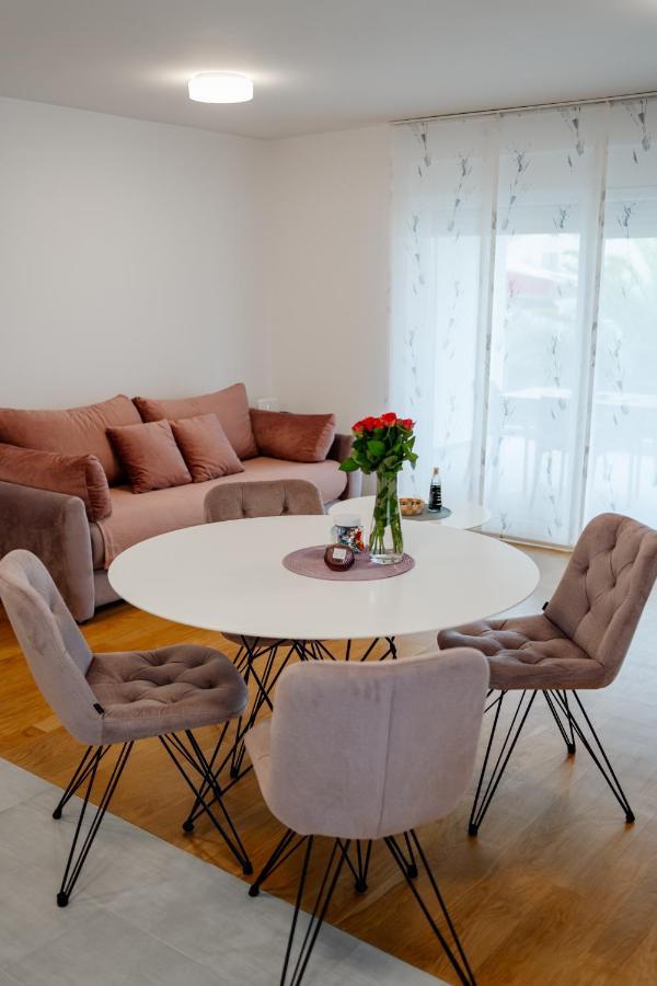 Manuelle Apartament